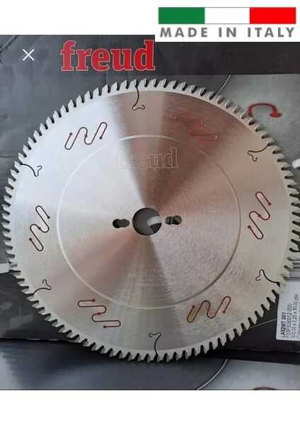 Freud, tarsovka arra, Фреуд, Фред Италияда Ишлаб чикарилган