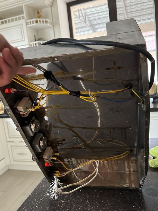 Вафельница срочно