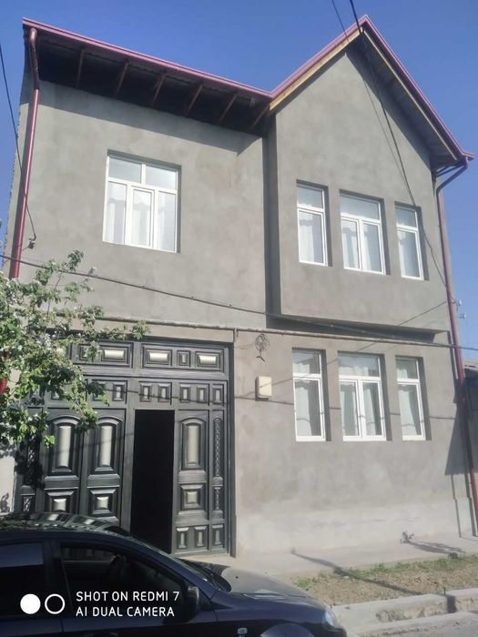 Зангиота туманида шинам ҳовли сотилади!