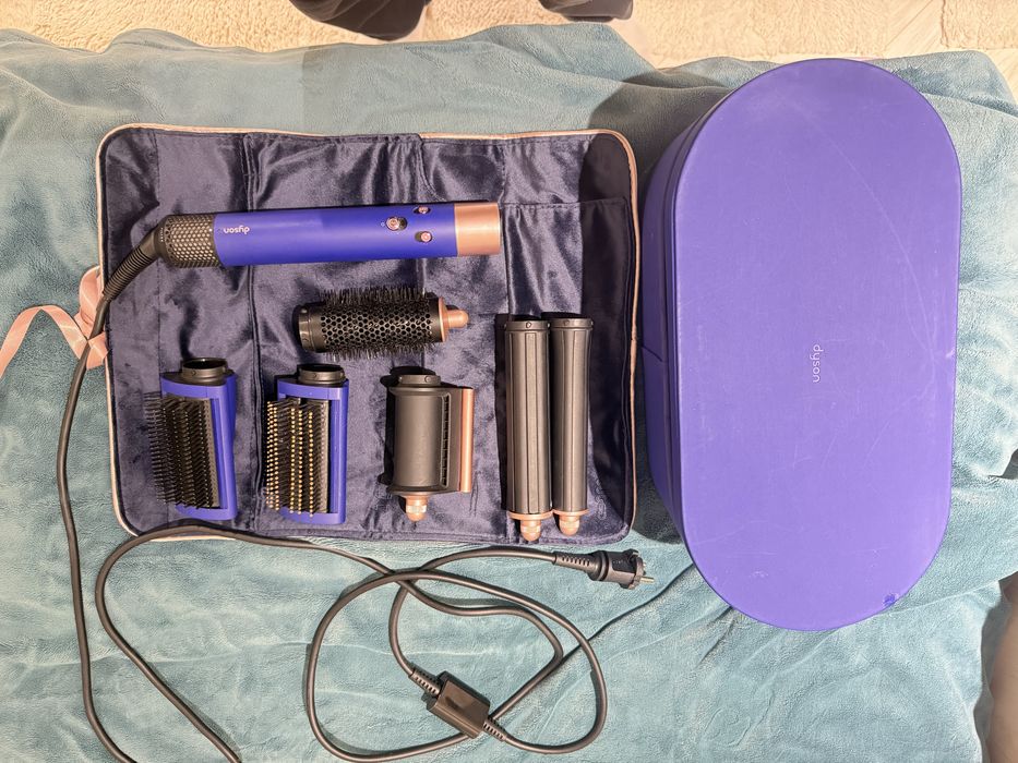 Фен Dyson для укладки волос