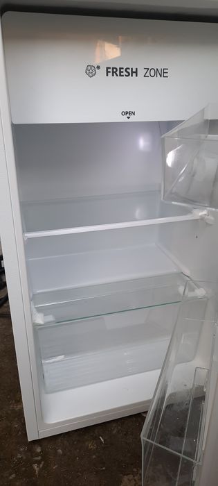 Хладилник хайсенс