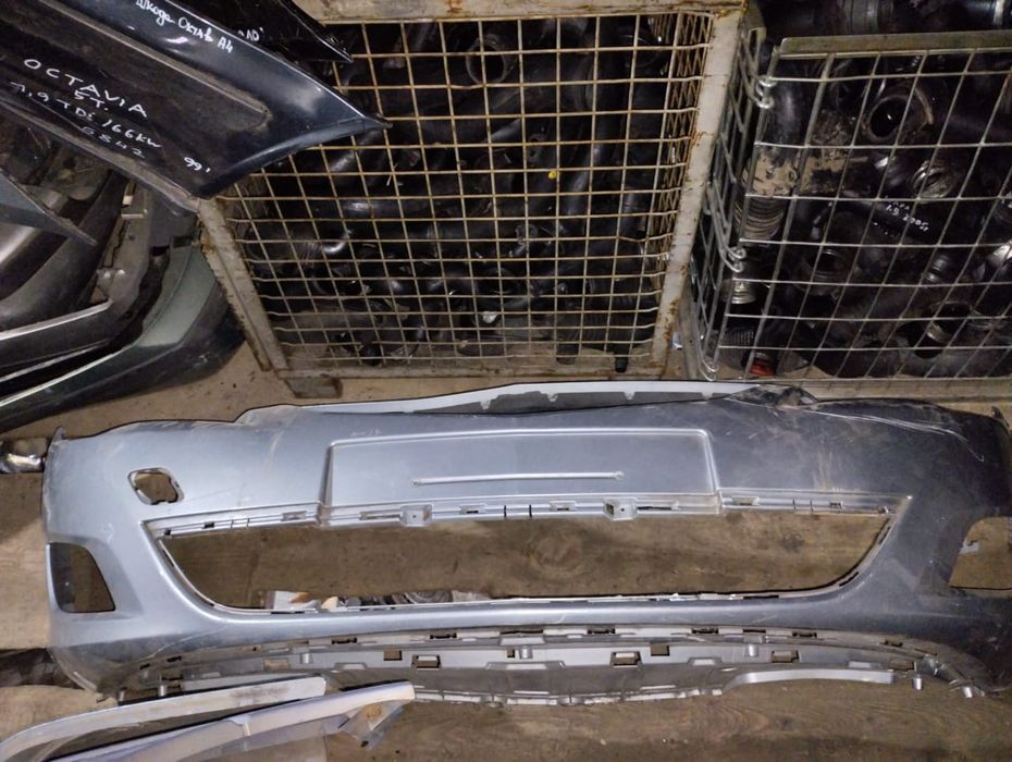 Бампер передний на Опель Астра Jei