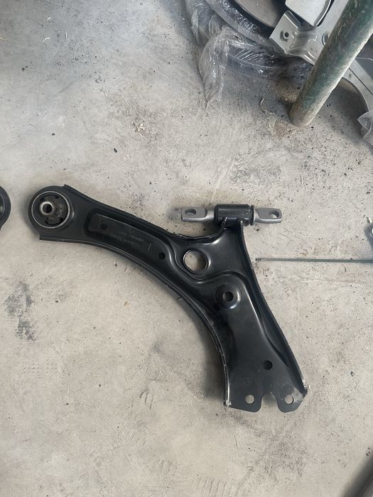 Byd song plus chempion  аммортизаторы  в ассортименте