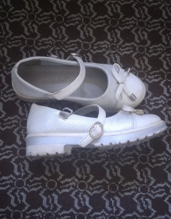 Красивые туфельки на девочку.