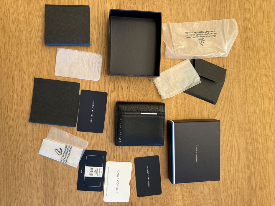 Кожени портвейли- Tommy Hilfiger, Brics и др.