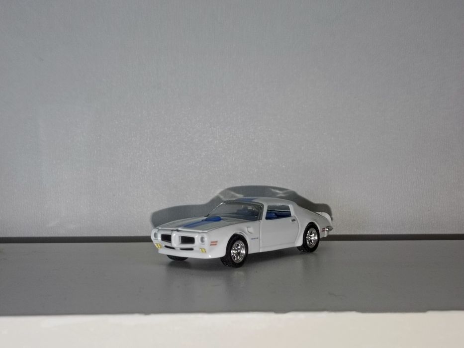 Hot wheels collectibles 1999 года