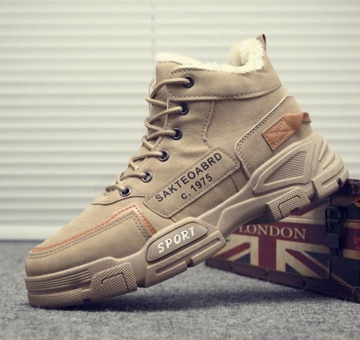 Кросовки зимние , утепленные