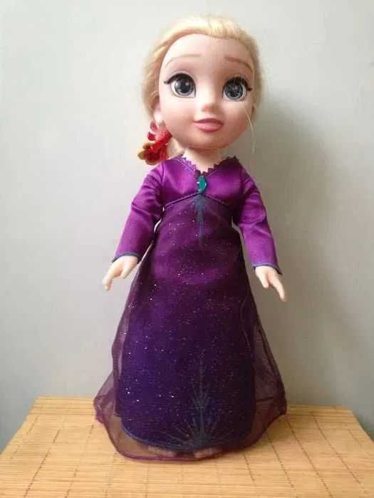 ОТДАМ ДАРОМ куклу. Музыкальную, говорящую, БУ