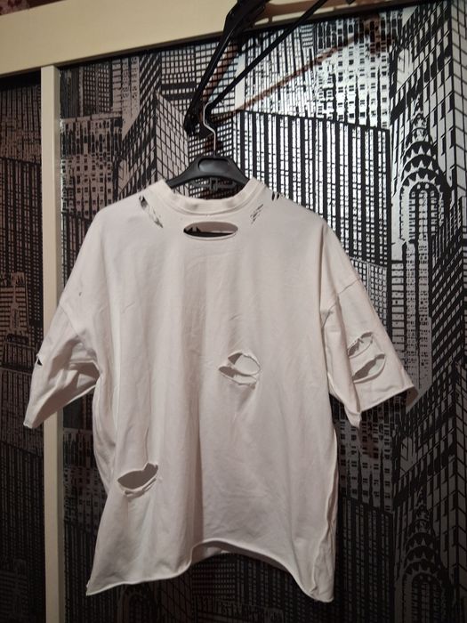 Tricou original material deosebit