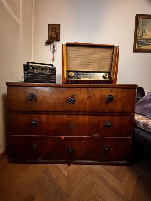 Vand comoda Biedermayer, radio-pickup USSR
