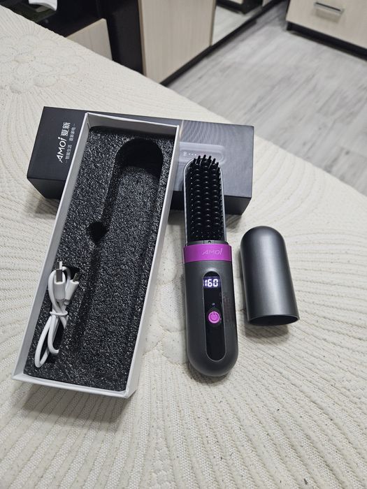 Выпрямлять волосы