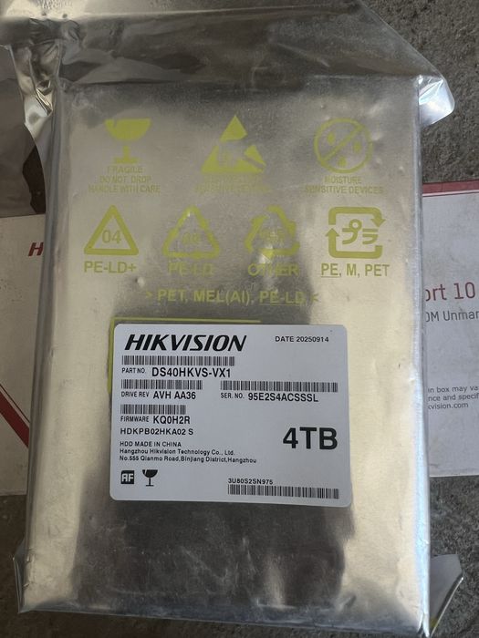 Видеокамера HICVISION, видеорегистратор!