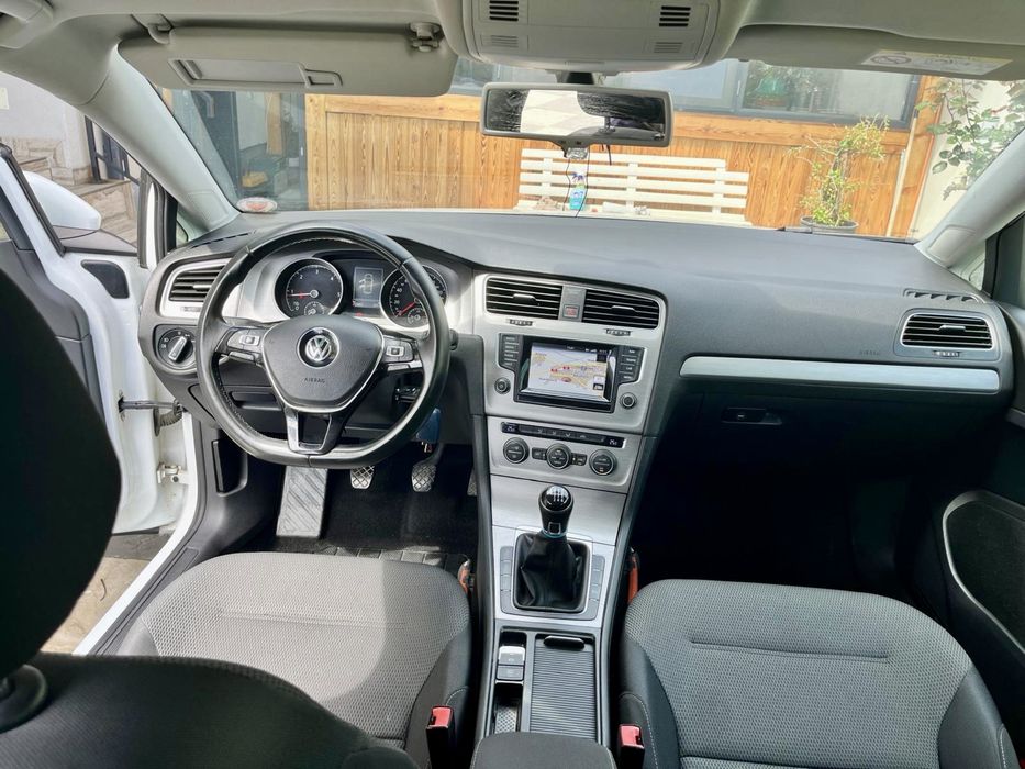 Vand auto Golf 7