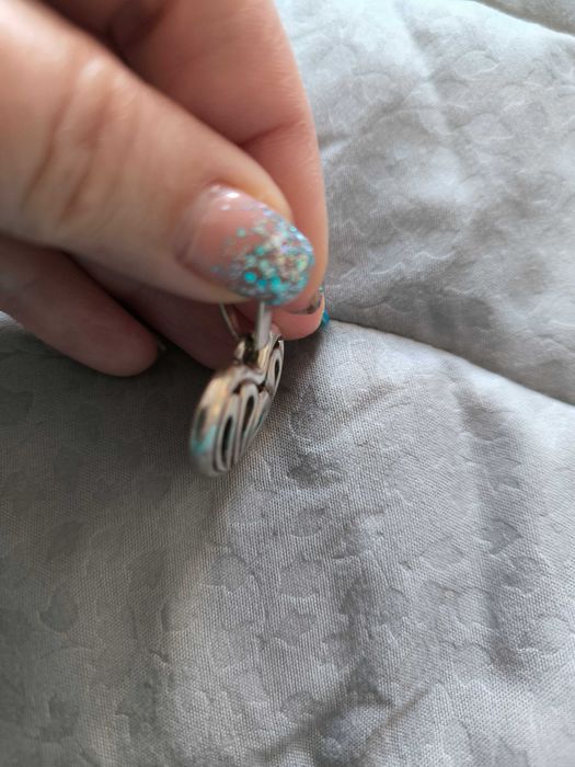 Сребърен медальон сърце