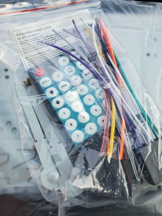 Продаётся магнитола Bluetooth новый