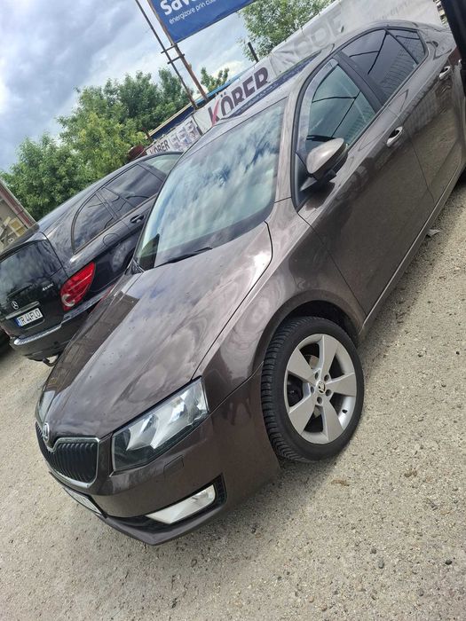 Skoda Octavia 3 an 2014, 2,0 Tdi ,km 300000 reali cu dotari,SCHIMB cu SPRINTER!