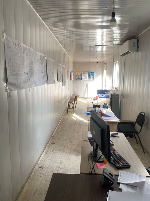 Контейнер 40 тонный , обшитый, утепленный.