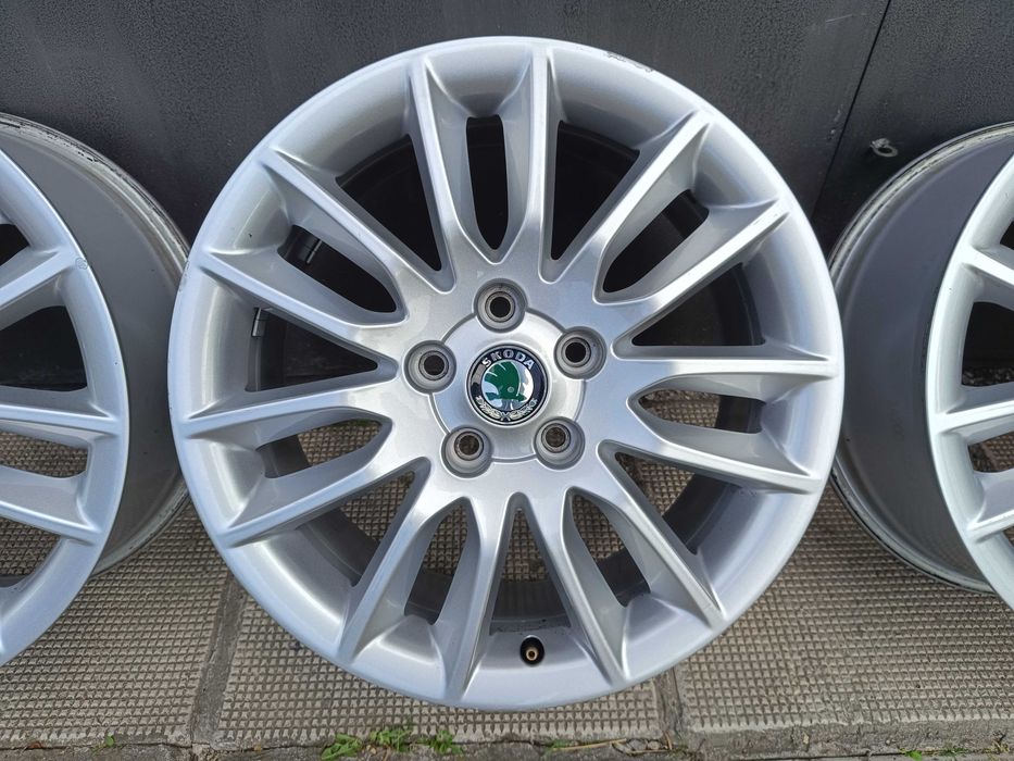 ОРИГИНАЛНИ джанти 17 ' цола 5x112 7J Skoda Octavia / Шкода Октавия АУДИ VW Seat