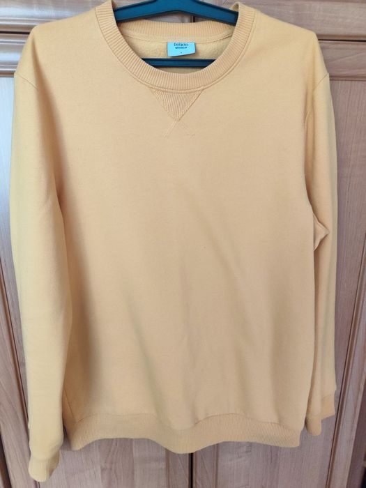 Продам свитшот в хорошем состоянии