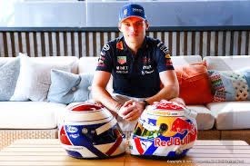 Каска (Formula 1 - Max Verstappen)