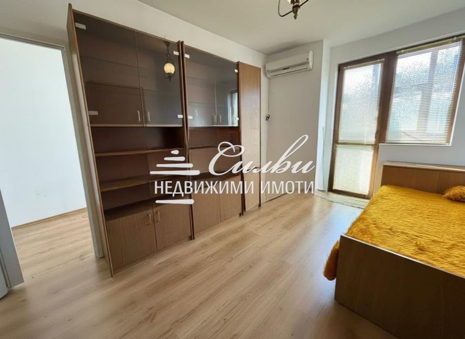 Продава се Тристаен апартамент в Шумен, Математическа гимназия - 100 кв.м за 689 €/кв.м - Снимка #3