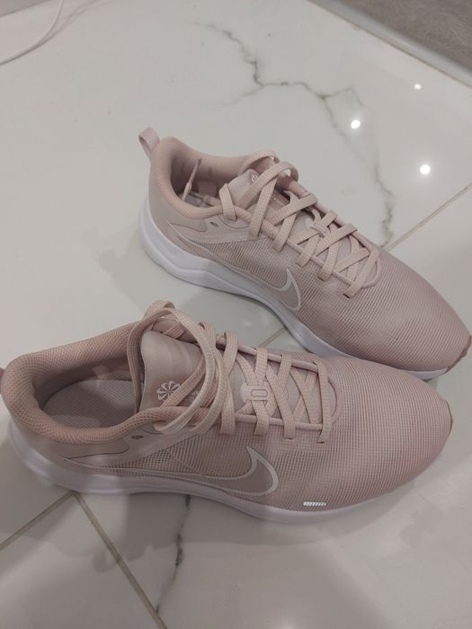 Nike Downshifter 12
