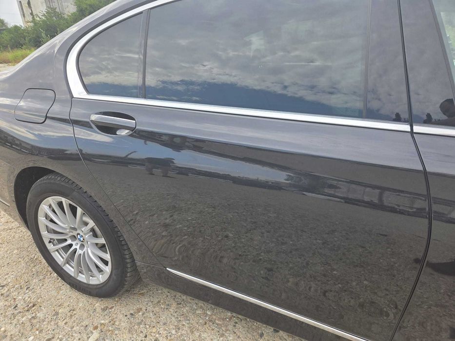 Usa spate stanga dreapta BMW seria 7 G12 long lung