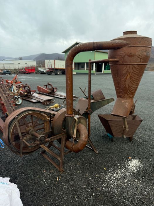 Moară de măcinat, abortive, după tractor, Agrotab Maramureş