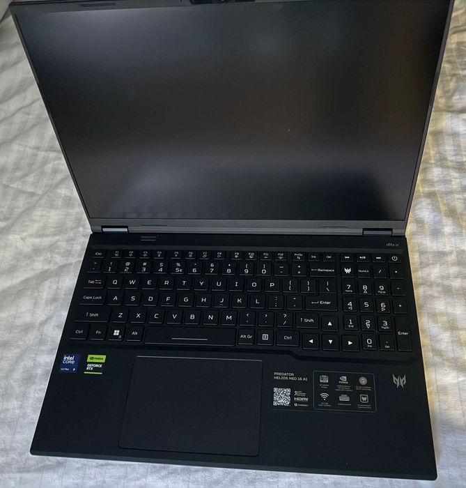 Laptop Acer Predator Helios Neo 16 AI Nou