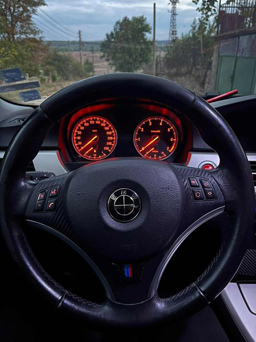 E90 318 143 к.с 2009