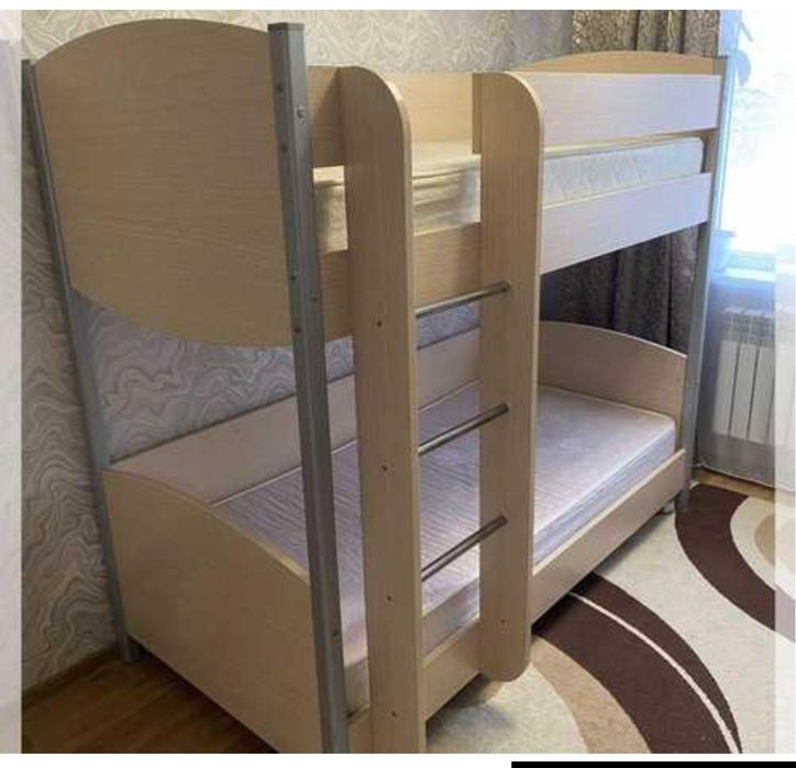 Продам двухъярусную кровать
