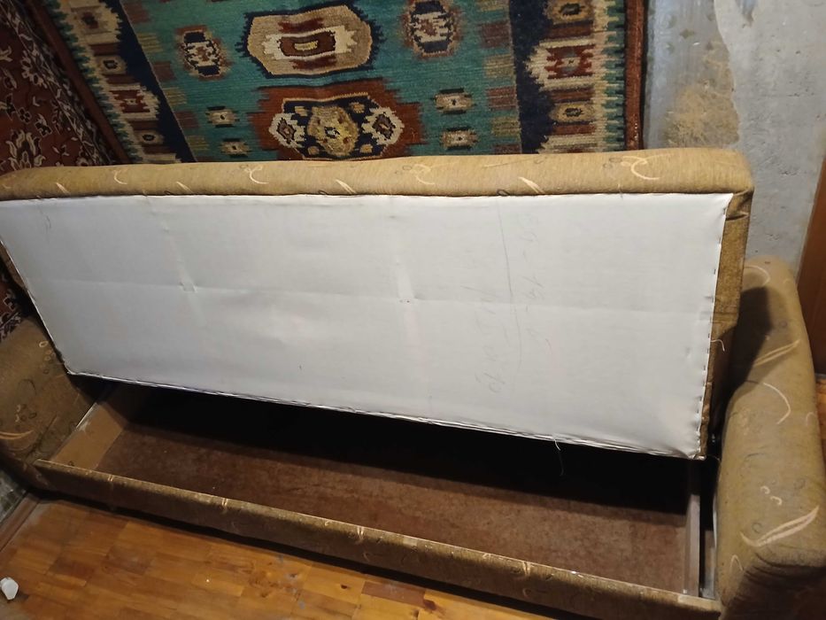 Диван и кресла польского производства