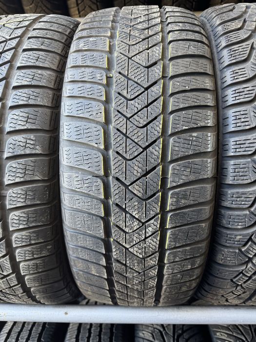 Anvelope 225/60/17 Pirelli