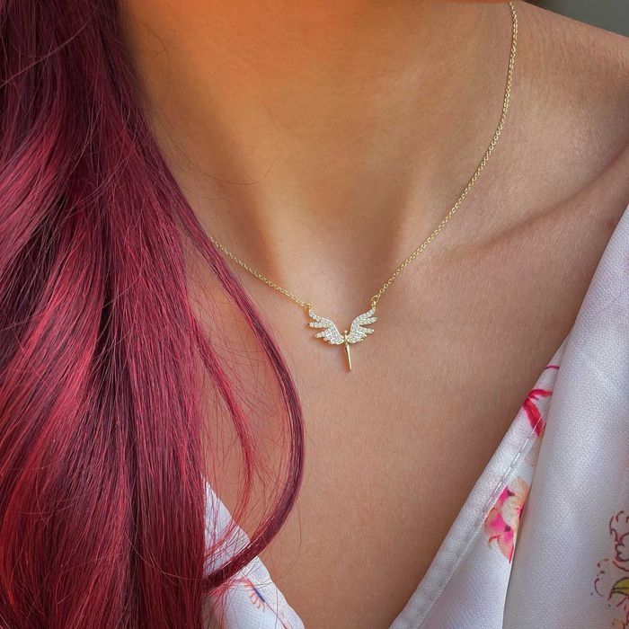 Стилно и нежно колие – АНГЕЛСКИ КРИЛА