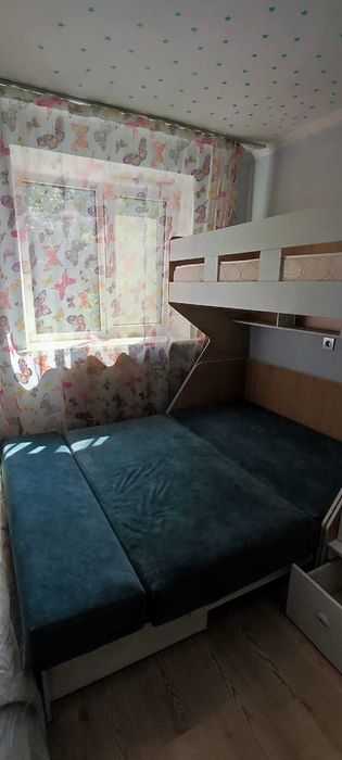Продам двухъярусную кровать