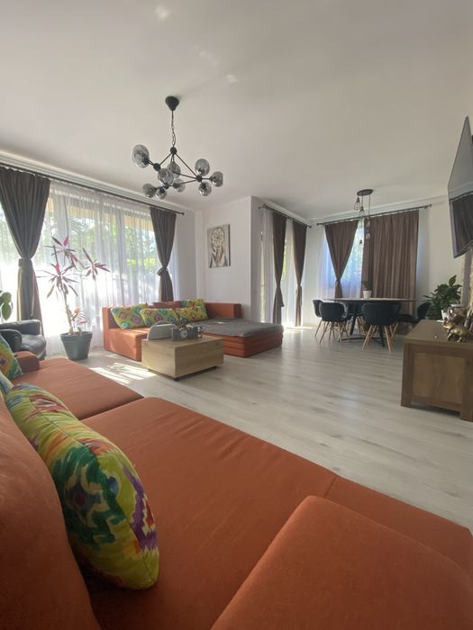 Casă Dâmbul Rotund – 112 mp utili, teren 362 mp, 3 bai | 2019 | Fotovoltaice 5 kW + baterie | Curte amenajată