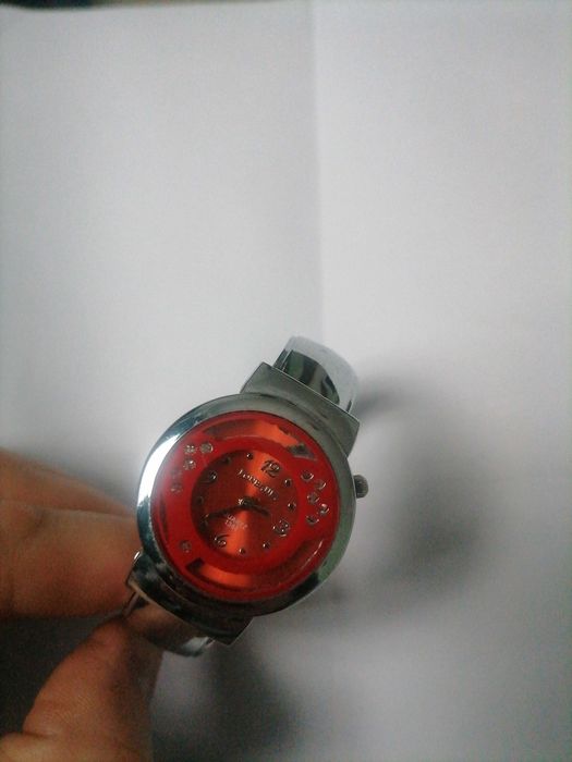 Ceas de dama de vanzare stil bratara metal