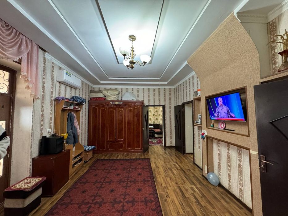 Сотилади 4,45 сотих Сергели тумани Хонабодда 5 та хона