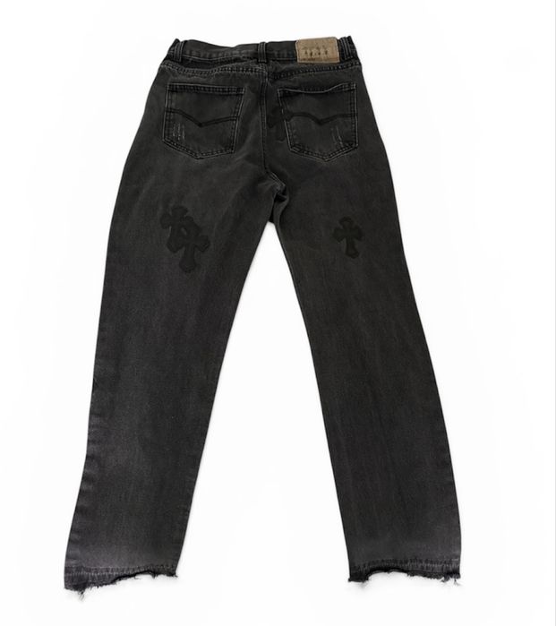 Chrome hearts дънки размер 30 в черен цвят с черни кръстчета