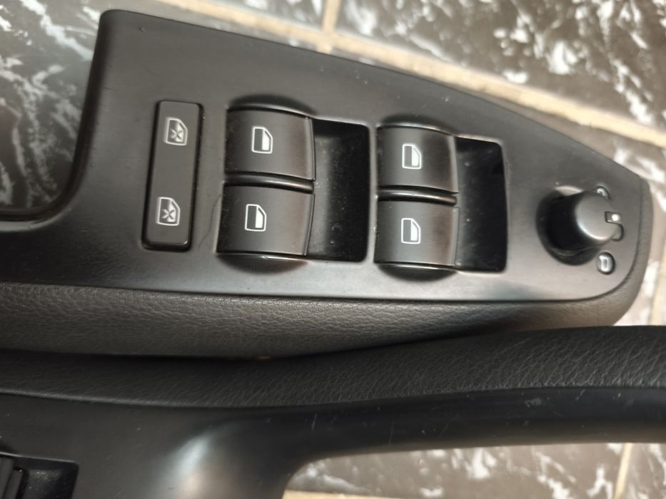 Дръжки с бутони за врати - Ауди А4 Б6/Б7