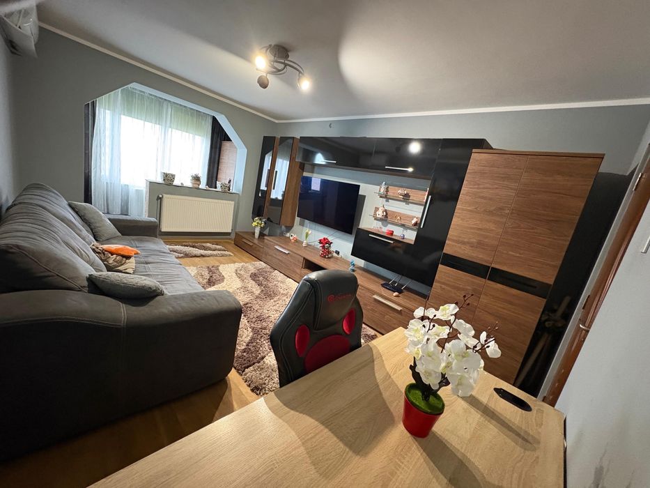 Apartament 2 camere, Baia Mare, Bulevardul București, zonă centrală