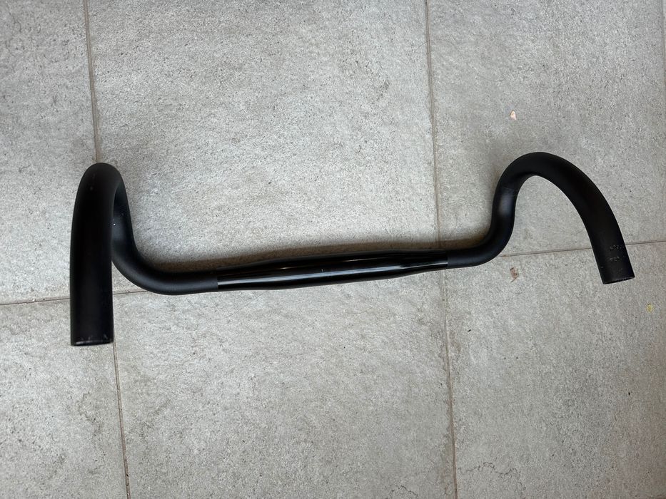 алуминиево кормило за шосеен велосипед Deda Zero 1