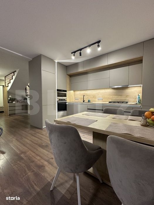 Penthouse de vanzare, 137 mp, zona Unirii