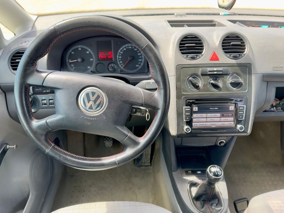 Vw caddy 1.9TDI 105 cai 2004 navigatie 5 locuri