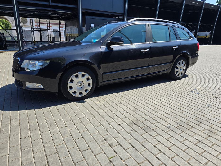 SKODA Superb 2011 — imagine 2