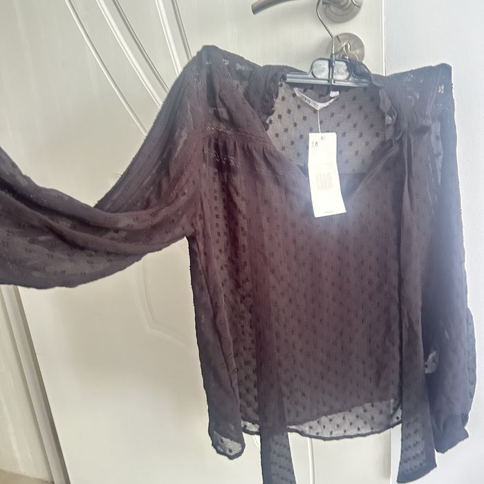 Нова блуза на zara