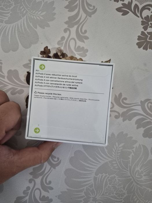 Căști Airpods 4 cu ANC sigilate