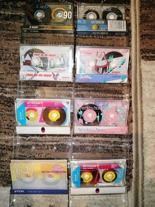 Vand casete audio ,editii speciale asiatice