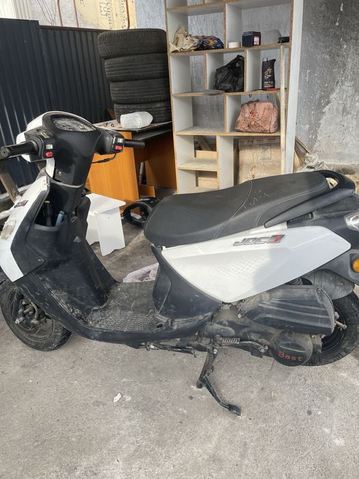 Мопед ямаха джог 125.документы есть на ходу срочная продажа !