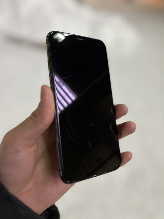 iPhone X 64Gb хороший